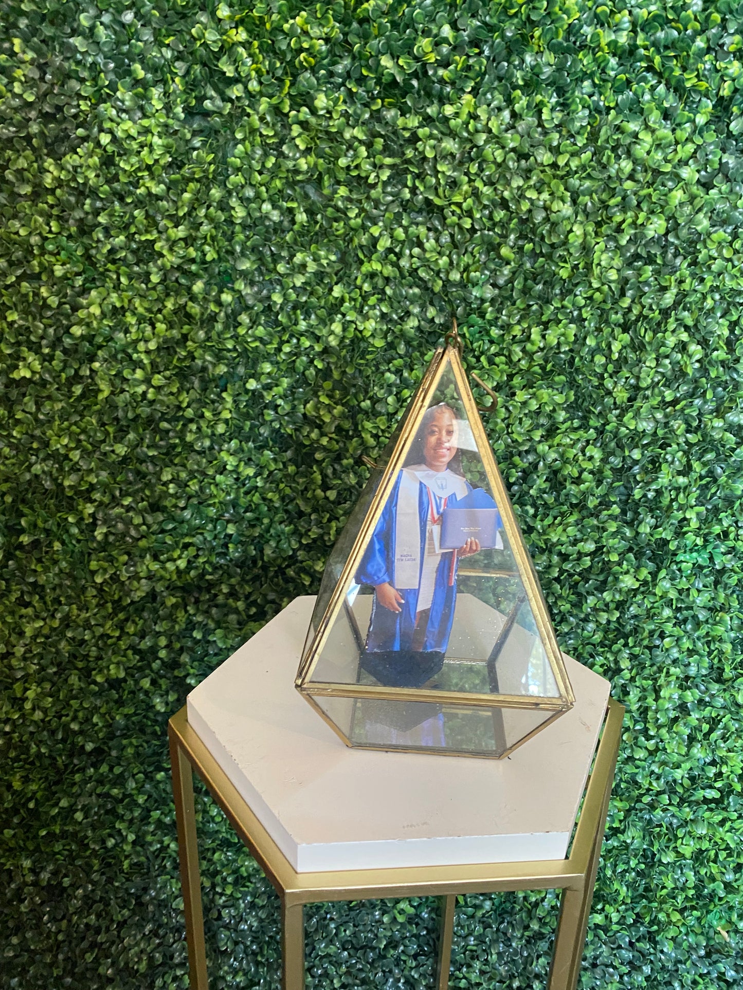 Geometric Centerpieces